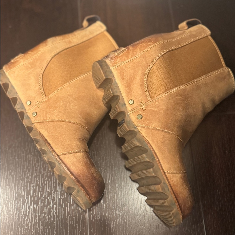 Sorel Women's Tan Ankle Boots